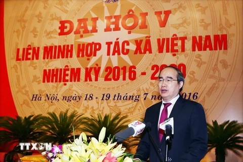 Chủ tịch Ủy ban Trung ương Mặt trận Tổ quốc Việt Nam Nguyễn Thiện Nhân phát biểu tại Lễ khai mạc Đại hội. (Ảnh: Nguyễn Dân/TTXVN)