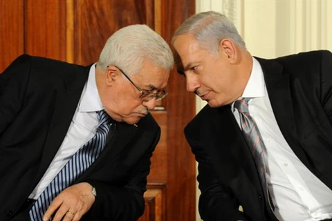 Tổng thống Palestine Mahmud Abbas và Thủ tướng Israel Benjamin Netanyahu. (Nguồn: israelnationalnews)