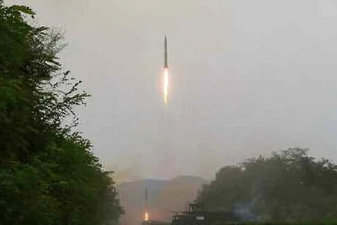 Một vụ phóng tên lửa của Triều Tiên. (Nguồn: dwnews.com)