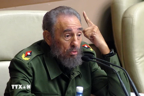 Lãnh tụ Cuba Fidel Castro tại phiên họp Quốc hội lần thứ sáu ở La Habana ngày 22/12/2005. (Ảnh: AFP/TTXVN)
