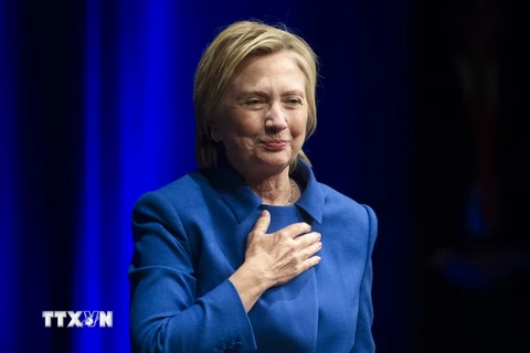 Bà Hillary Clinton phát biểu tại thủ đô Washington ngày 16/11 vừa qua. (Ảnh: AP/TTXVN)