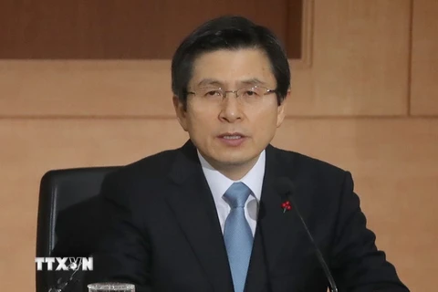 Quyền Tổng thống kiêm Thủ tướng Hàn Quốc Hwang Kyo-ahn. (Ảnh: Yonhap/TTXVN)