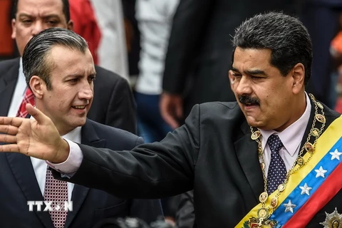 Tổng thống Venezuela Nicolas Maduro - bên phải. (Ảnh: EPA/TTXVN)