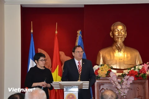 Chủ tịch IGF Dorel Cosma, phát biểu tại lễ khai mạc phiên họp ngày 31/3 tại Paris. (Ảnh: Bích Hà/Vietnam+)