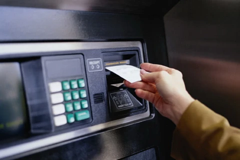 Bắt nhóm người Trung Quốc vào Việt Nam trộm tiền từ cây ATM