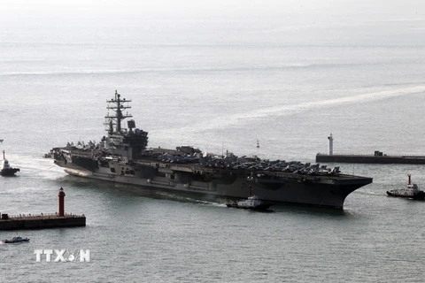 Tàu sân bay USS Ronald Reagan của Mỹ. (Ảnh: EPA/TTXVN)
