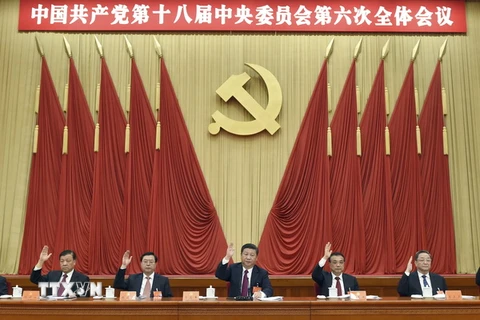 Các Ủy viên thường trực Bộ Chính trị Ban chấp hành Trung ương Đảng Cộng sản Trung Quốc. (Ảnh: AP/TTXVN)