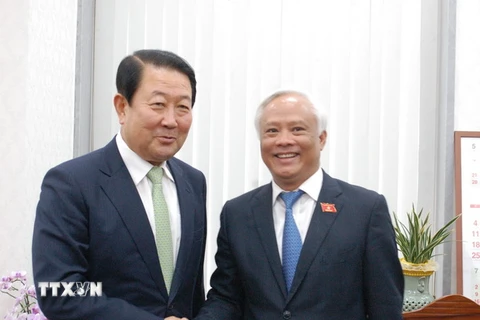 Phó Chủ tịch Quốc hội Uông Chu Lưu hội đàm với Phó Chủ tịch Quốc hội Hàn Quốc Park Ju-seon. (Ảnh: Vũ Toàn-Hữu Tuyên/TTXVN)