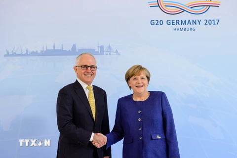 Thủ tướng Australia Malcolm Turnbull đã gặp Thủ tướng Đức Angela Merkel. (Ảnh: EPA/TTXVN)