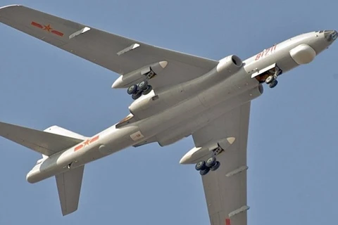 Máy bay ném bom chiến lược Tây An H-6. (Nguồn: sputniknews.com)