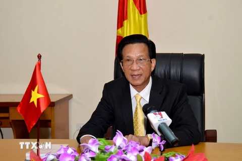 Đại sứ Việt Nam tại Campuchia Thạch Dư trả lời phỏng vấn phóng viên TTXVN. (Nguồn: TTXVN)
