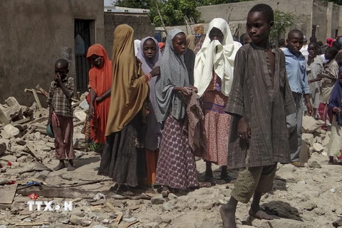 Hiện trường một vụ đánh bom ở Nigeria. (Ảnh: AFP/ TTXVN) 