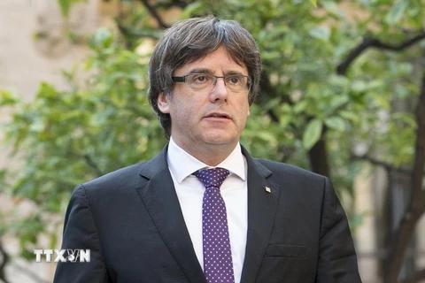 Thủ hiến vùng Catalonia Carles Puigdemont. (Ảnh: AFP/TTXVN)