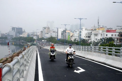TP.HCM: Thông xe cầu kết nối Nguyễn Tri Phương và Đại lộ Võ Văn Kiệt