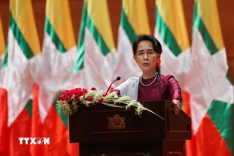 Cố vấn nhà nước Myanmar Aung San Suu Kyi. (Ảnh: AFP/TTXVN)