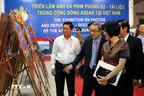 Triển lãm ảnh, phim phóng sự-tài liệu về Cộng đồng ASEAN ​ở Việt Nam