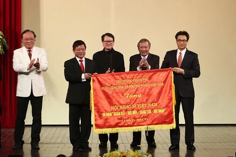 Phó Thủ tướng dự kỷ niệm 60 năm thành lập Hội Nhạc sỹ Việt Nam