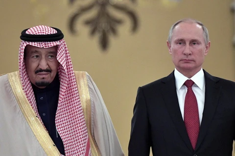 Tổng thống Nga Vladimir Putin và Quốc vương Saudi Arabia Salman. (Nguồn: Sputnik/Reuters)