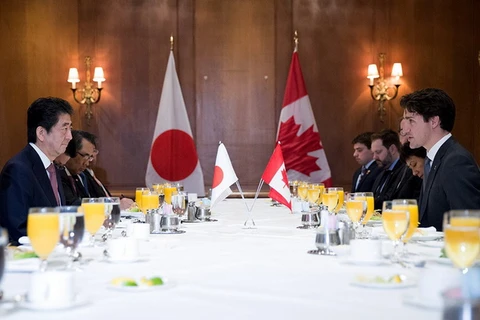 Thủ tướng Nhật Bản (trái) và người đồng cấp Canada. (Nguồn: pm.gc.ca)