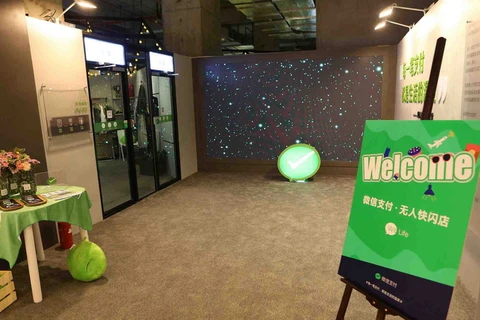Lối vào cửa hàng tiện lợi không người lái của WeChat mới. (Nguồn: VCG)