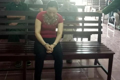 Bị cáo Nguyễn Thị Huệ tại phiên tòa phúc thẩm nghe Hội đồng xét xử, Tòa án nhân dân cấp cao tại Hà Nội tuyên án. (Ảnh: Vũ Thị Hà/TTXVN)