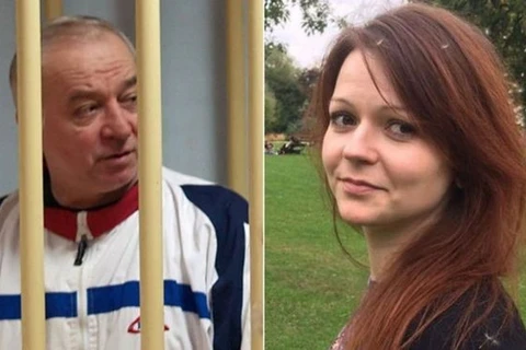 Cựu điệp viên Sergei Skripal và con gái Yulia Skripal. (Ảnh: EPA/TTXVN)