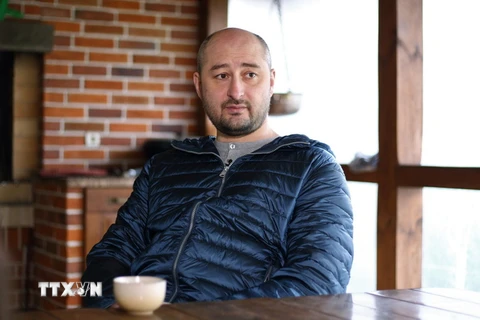 Nhà báo đối lập Arkadiy Babchenko, 41 tuổi, đã bị bắn chết tại một căn hộ ở Kiev. (Ảnh: AFP/TTXVN)