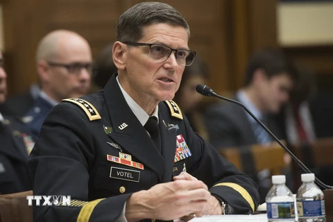 Tư lệnh Bộ Chỉ huy Trung tâm của Mỹ (CENTCOM), Đại tướng Joseph Votel phát biểu tại một phiên điều trần ở Washington, DC. (Ảnh: AFP/TTXVN)
