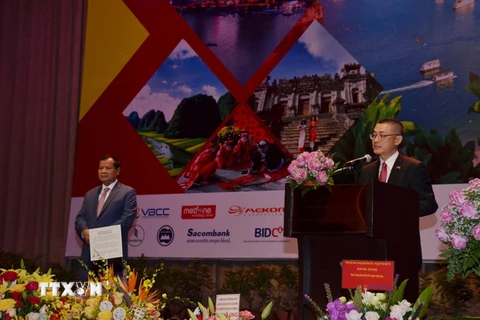 Đại sứ Việt Nam tại Campuchia Vũ Quang Minh phát biểu tại buổi lễ. )Ảnh: Minh Hưng-Chanh Đa/TTXVN)