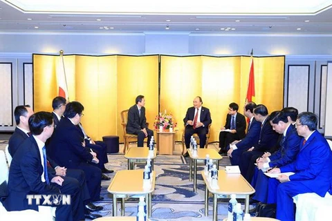 Thủ tướng Nguyễn Xuân Phúc tiếp Ngài Osamu Shinobe, Phó Chủ tịch Tập đoàn ANA Holdings Inc. (Ảnh: Thống Nhất/TTXVN)