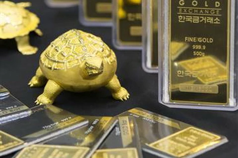 Vàng được bày bán tại Seoul của Hàn Quốc. (Ảnh: Yonhap/TTXVN)