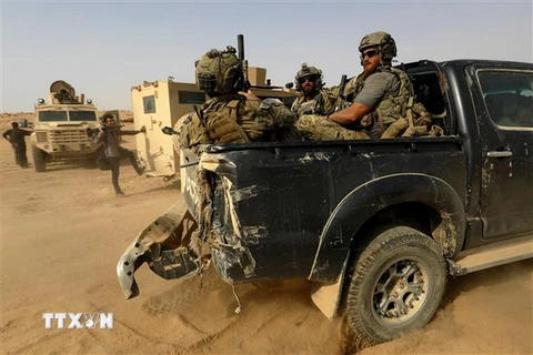 Lực lượng do Mỹ hậu thuẫn được triển khai gần làng Susah, tỉnh Deir Ezzor, gần biên giới Syria và Iraq ngày 13/9 vừa qua. (Ảnh: AFP/TTXVN)