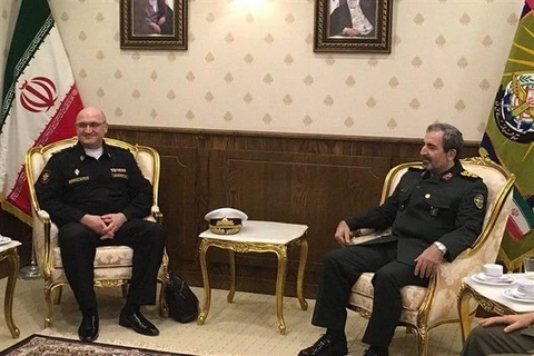 Quang cảnh cuộc họp thứ hai của một nhóm công tác về thực thi thỏa thuận liên chính phủ song phương về hợp tác quân sự Nga-Iran ở Tehran. (Nguồn: mehrnews)