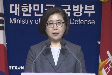 Người phát ngôn Bộ Quốc phòng Hàn Quốc Choi Hyun-soo phát biểu trong cuộc họp báo tại thủ đô Seoul. (Ảnh: Yonhap/TTXVN) 