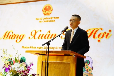 Đại sứ Việt Nam tại Campuchia Vũ Quang Minh phát biểu tại buổi lễ. (Ảnh: PV/TTXVN)
