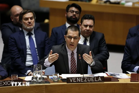 Ngoại trưởng Venezuela Jorge Arreaza phát biểu tại cuộc họp của Hội đồng Bảo an LHQ ở New York, Mỹ, ngày 26/2. (Ảnh: THX/TTXVN)