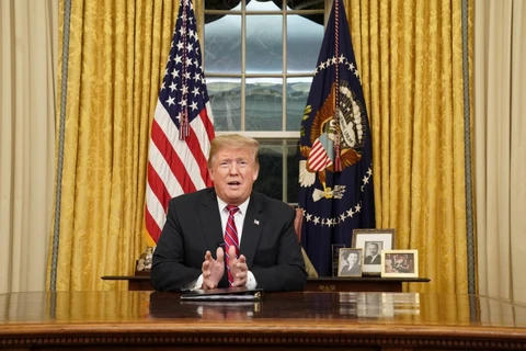Tổng thống Mỹ Donald Trump phát biểu tại Nhà Trắng. (Ảnh: AFP/TTXVN)