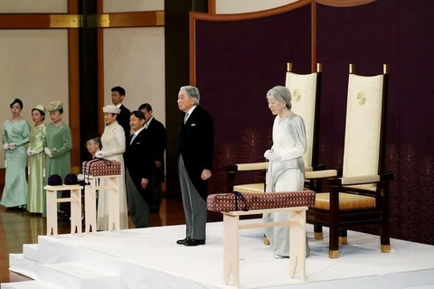 Hình ảnh Nhật hoàng Akihito chính thức thoái vị để nhường ngôi