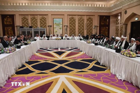Toàn cảnh vòng đàm phán giữa phái đoàn Mỹ và phái đoàn Taliban tại Doha, Qatar ngày 26/2 vừa qua. (Ảnh: AFP/TTXVN)