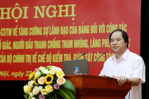 Phó Bí thư Đảng ủy Khối các cơ quan Trung ương Trương Xuân Cừ phát biểu khai mạc hội nghị. (Ảnh: Phương Hoa/TTXVN)