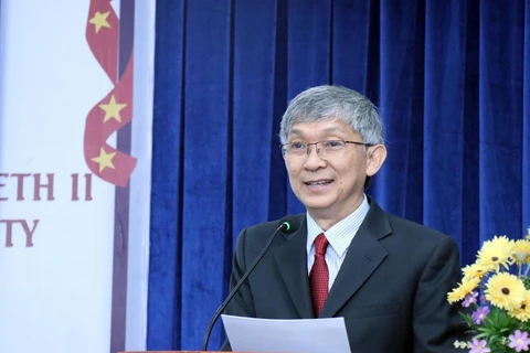 Ông Trần Hùng Việt, Chủ tịch Hội hữu nghị Việt Nam-Vương quốc Anh Thành phố Hồ Chí Minh phát biểu chúc mừng. (Ảnh: Xuân Khu/TTXVN)