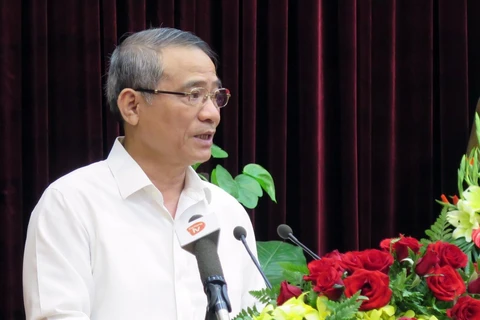 Ủy viên Trung ương Đảng, Bí thư Thành ủy Đà Nẵng Trương Quang Nghĩa phát biểu tại hội nghị. (Ảnh: Nguyễn Sơn/TTXVN)