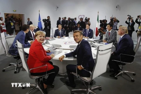 Lãnh đạo các nước G7 và Đại diện Liên minh châu Âu dự hội nghị ở Biarritz, Pháp ngày 25/8. (Ảnh: AFP/TTXVN)