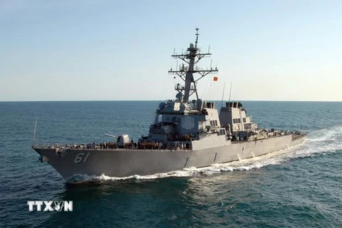 Tàu khu trục USS Ramage của Hải quân Mỹ. (Ảnh: AFP/TTXVN)