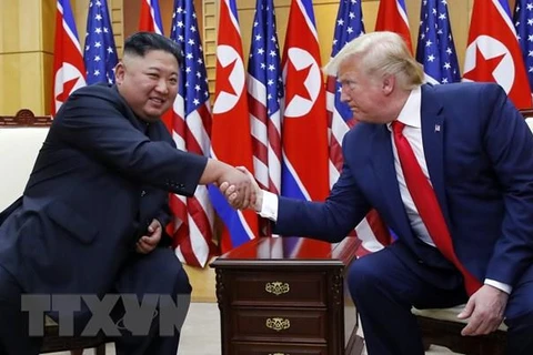 Tổng thống Mỹ Donald Trump và nhà lãnh đạo Triều Tiên Kim Jong-un. (Ảnh: THX/TTXVN)