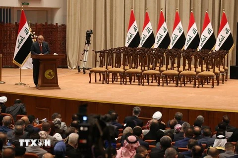Thủ tướng Iraq Adel Abdul Mahdi phát biểu tại một phiên họp Quốc hội ở Baghdad. (Ảnh: AFP/TTXVN)