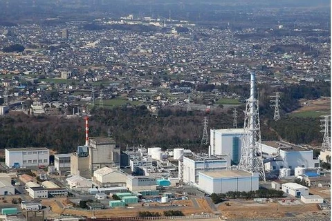 Nhà máy điện hạt nhân số 2 Tokai (bên phải) tại làng Tokai, tỉnh Ibaraki của Nhật Bản, đã bị đình chỉ hoạt động. (Nguồn: Mainichi)