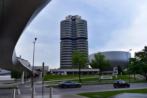 Trụ sở BMW tại Munich, Đức. (Ảnh: THX/TTXVN)