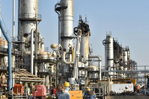 Nhà máy lọc dầu của Tập đoàn Dầu mỏ quốc gia Saudi Aramco của Saudi Arabia. (Ảnh: AFP/TTXVN)