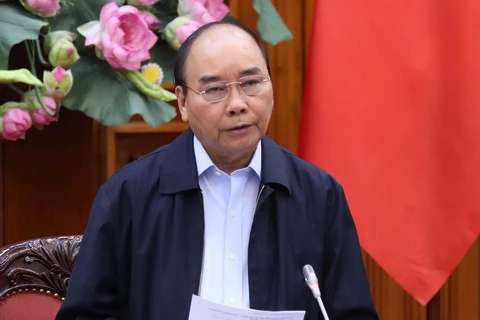 Thủ tướng Nguyễn Xuân Phúc phát biểu tại phiên họp Thường trực Chính phủ về việc đối phó với dịch COVID-19 đang có diễn biến ngày càng phức tạp. (Ảnh: Thống Nhất/TTXVN)